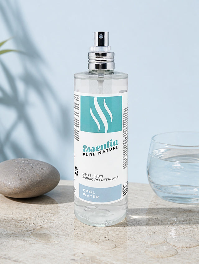 Osvježivač tekstila Cool Water Essentia Pure Nature na travertinu